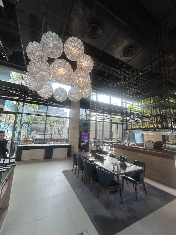 Komyuniti Bar & Restaurant