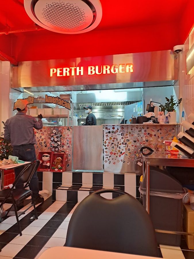 パースバーガー 本店