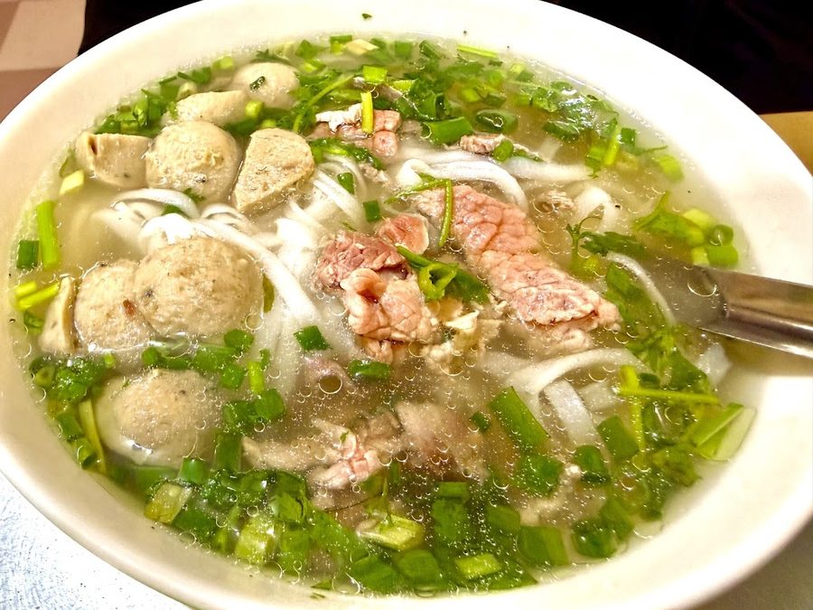 Quán Phở Cồ Long