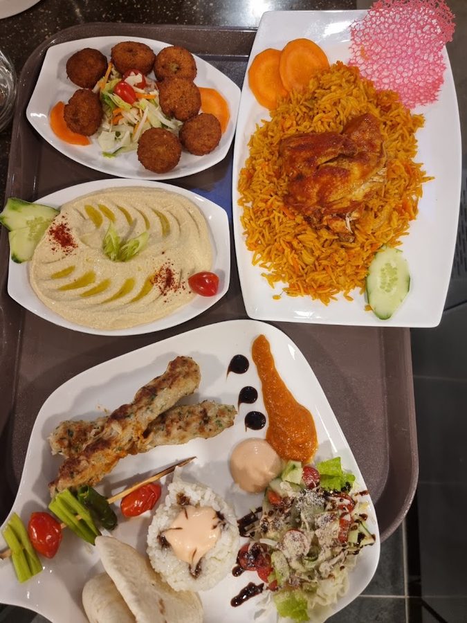Welcome to Dubai, Halal restaurant