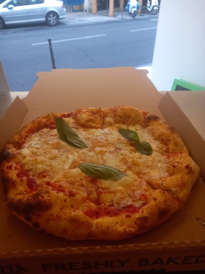 Pizza artisanale au Marais, Paris 3 – 45 Rue de Turenne, Place des Vosges – Le Four du Marais, meilleure pizza de Paris.