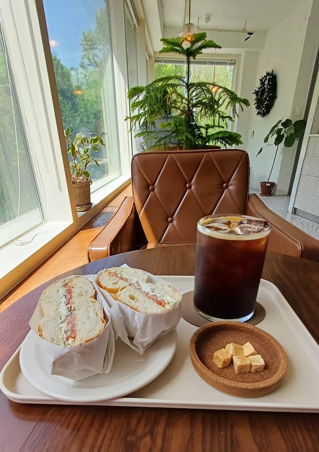 CAFE RUSTLE