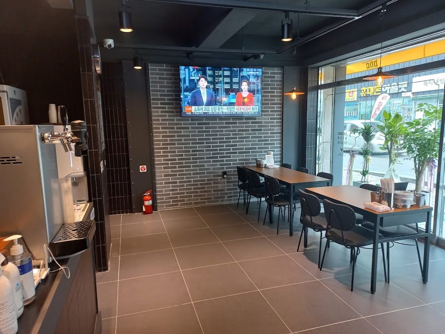 BHC Chicken Cheongnyong Namsan Branch