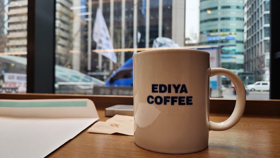 Ediya Coffee Seolleung Station Branch