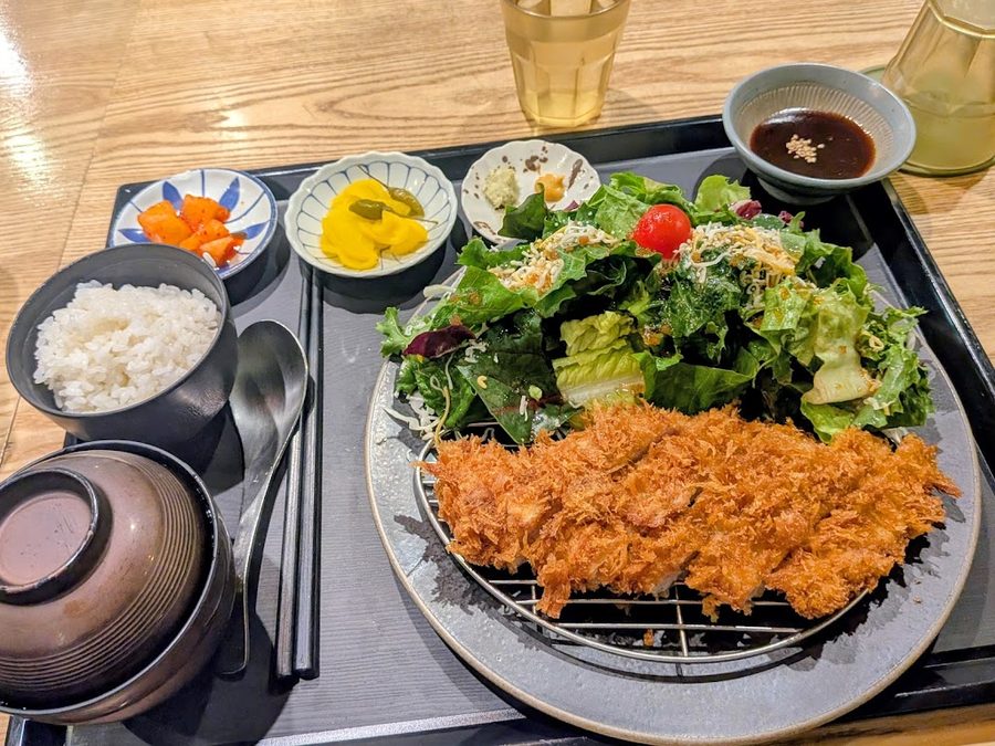 부엉이돈가스 현대시티아울렛동대문점