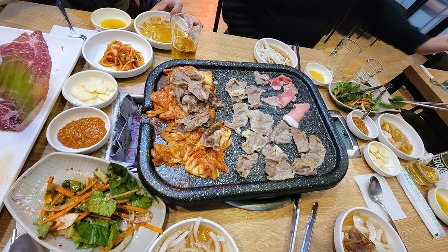 정동고기마을