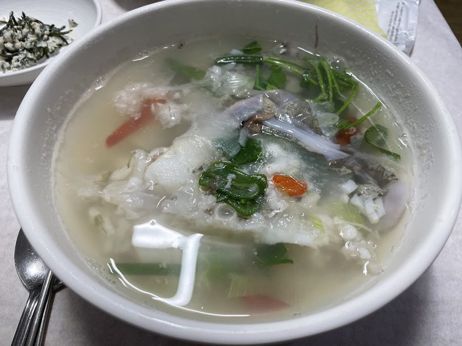 松鶴生魚片店