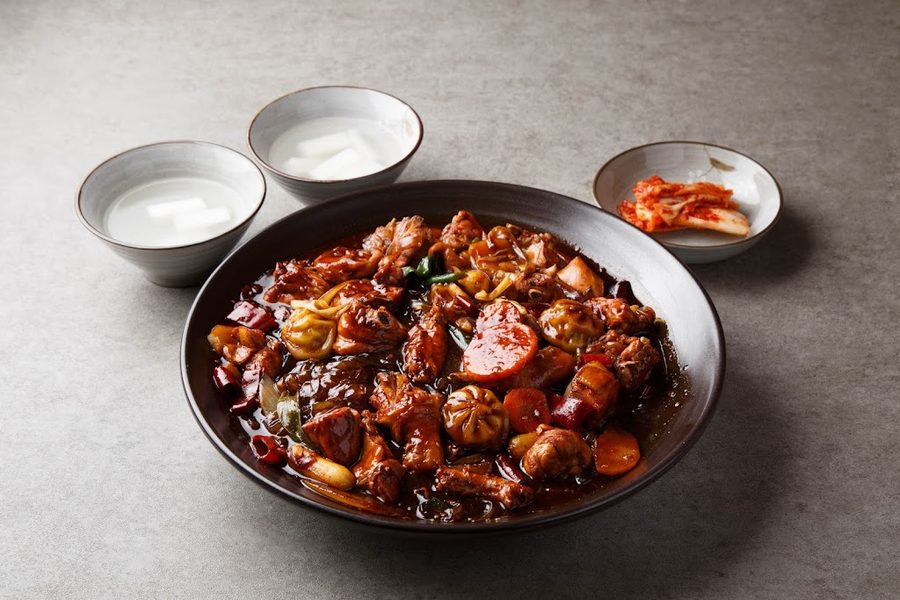 일미리금계찜닭 명동점