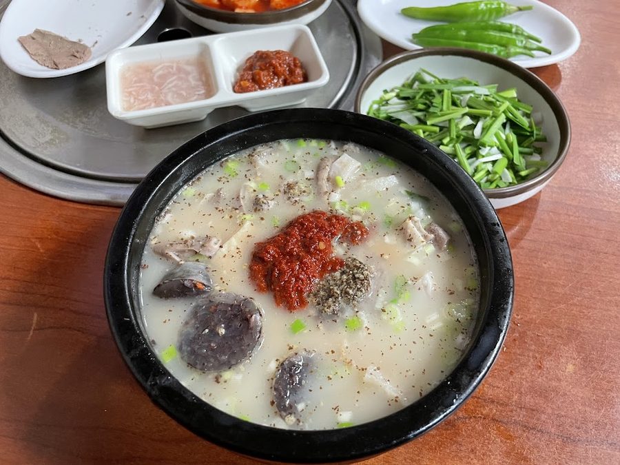 충북 원조 순대국밥