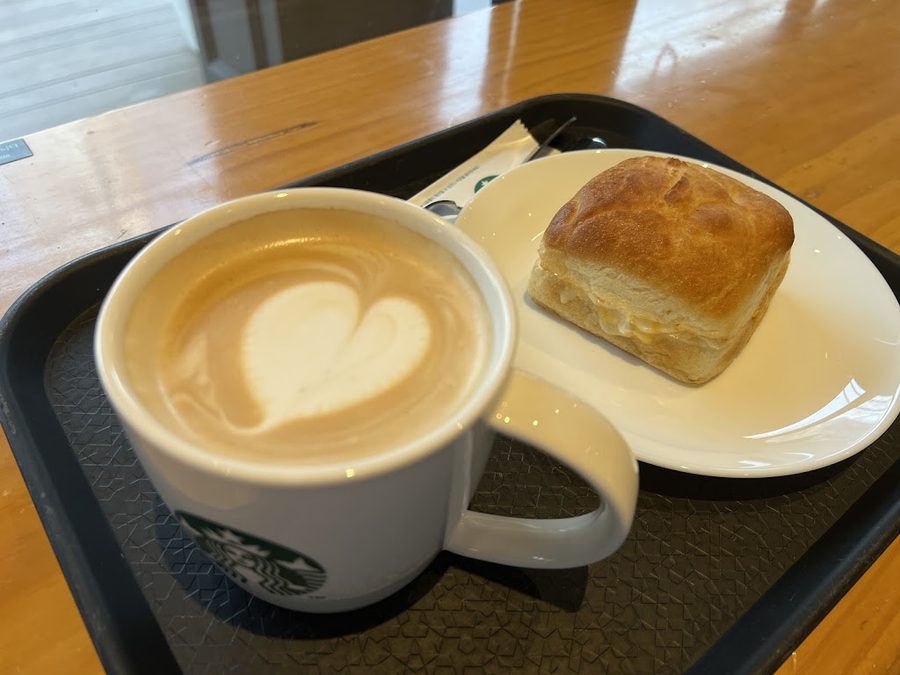 星巴克 石村湖水店