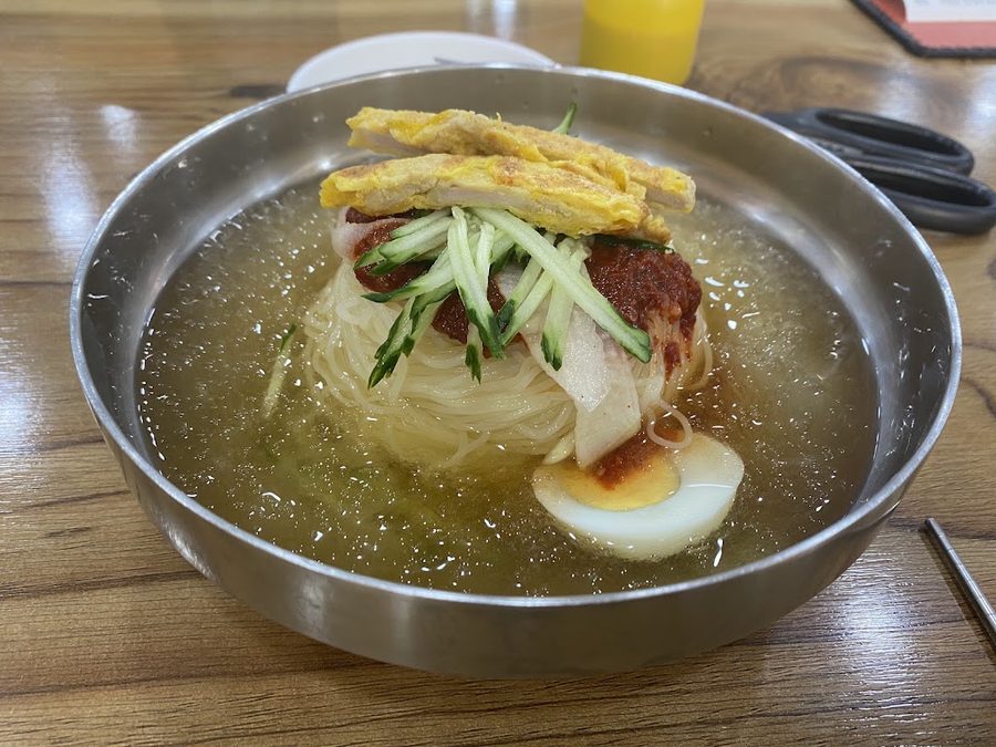 ポンガウィチャンマッカヤミルミョン