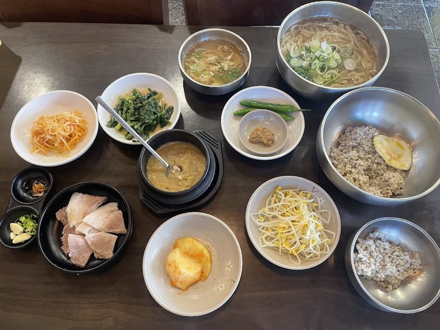 Chilgok Bori Bap Kalguksu