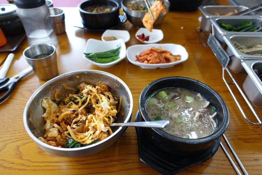 Lee Sunae Somunnan Sundae Gukbap
