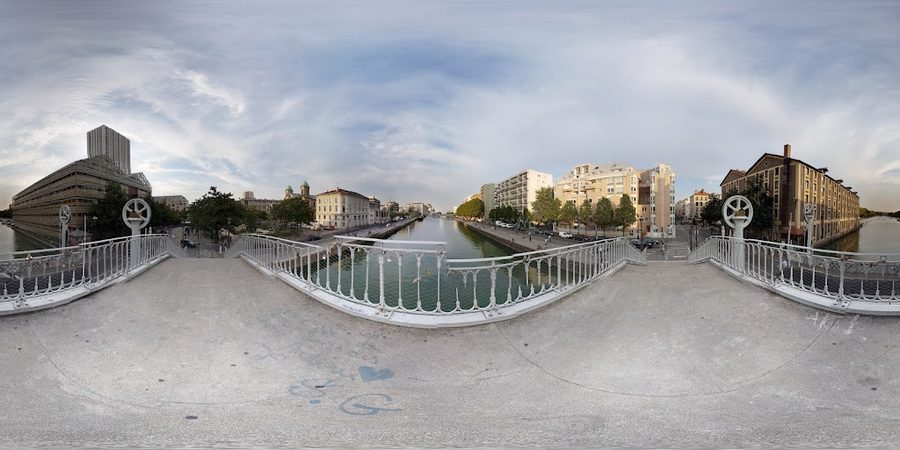 St Christopher's Paris - Canal