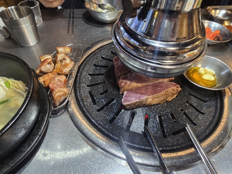 두툼한고깃집