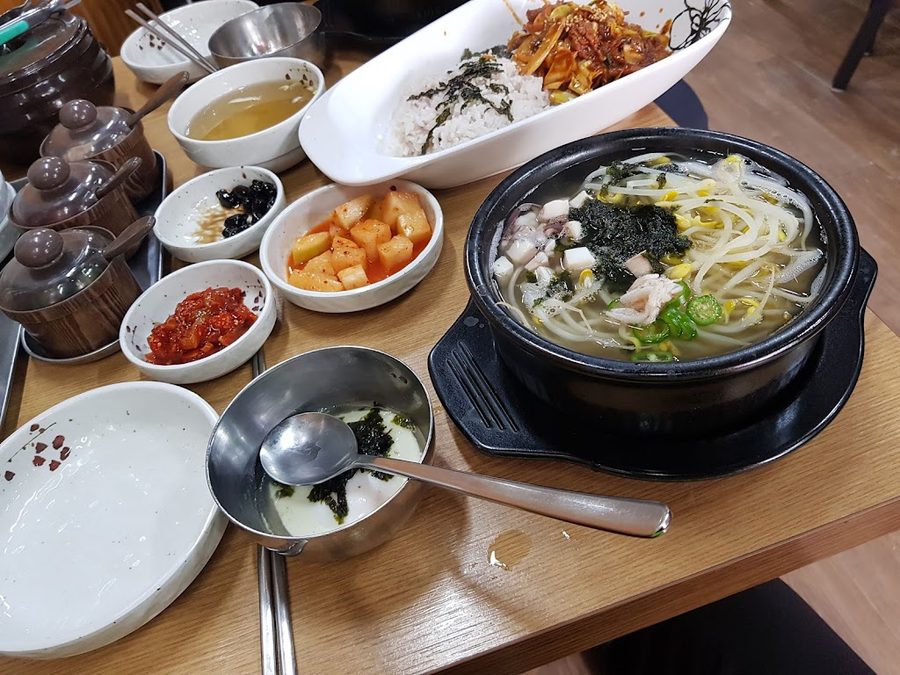명가네 콩나물국밥