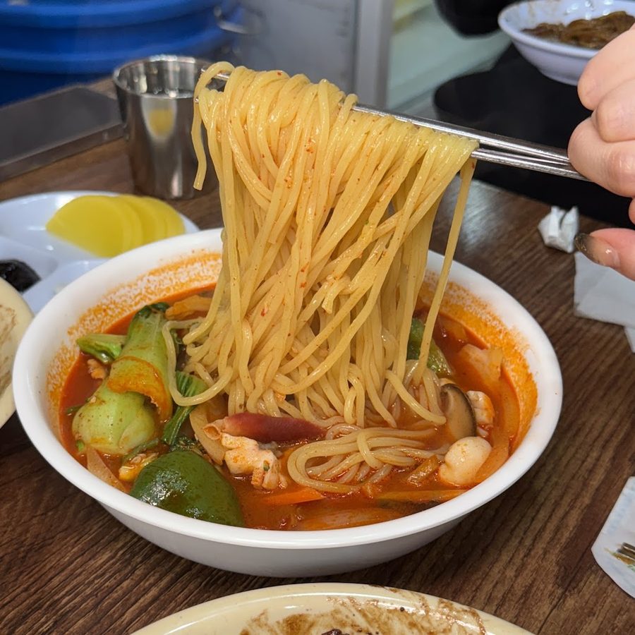 보련각