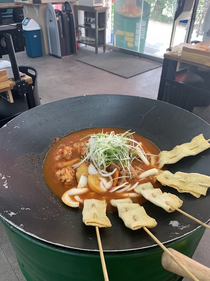 통큰솥뚜껑닭볶음탕 부산배산역점
