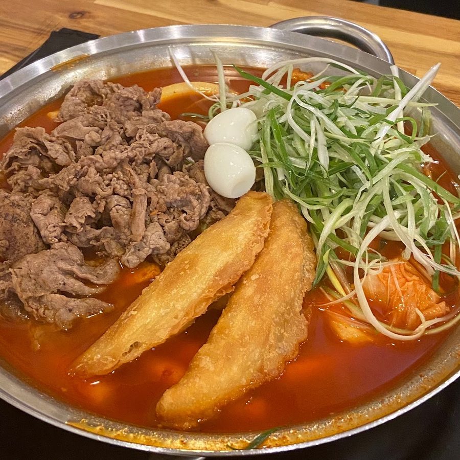 Cheongnyeon Dabang Gyeongseongdae Branch