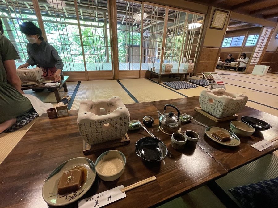 總本家湯豆腐 奧丹 南禪寺店