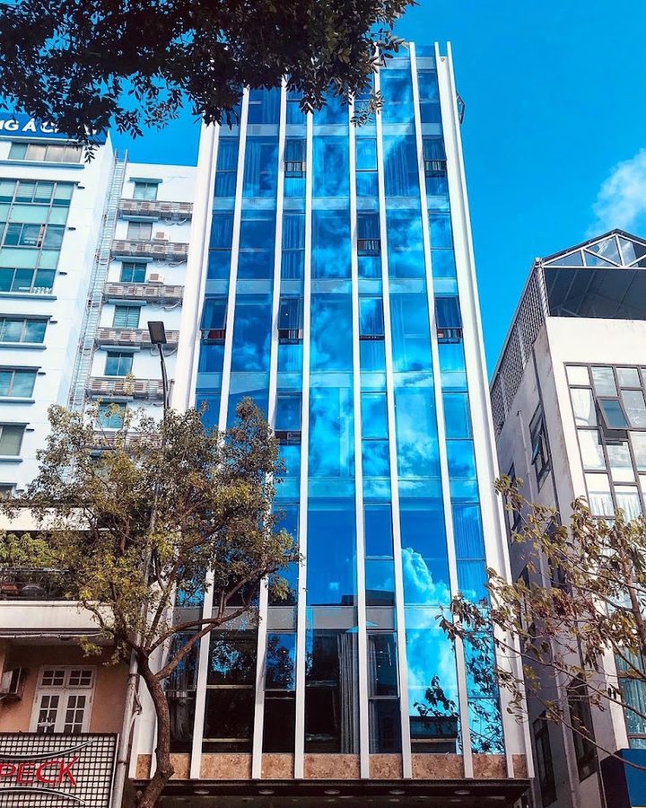 더 가든 캡슐 호텔