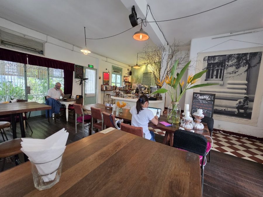 The Old Compass Cafe and Bar