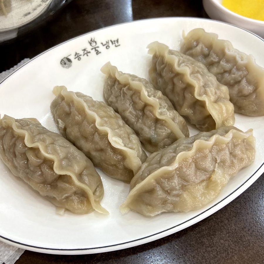 ソンジュブル冷麺＆カルグクス トクサン本店