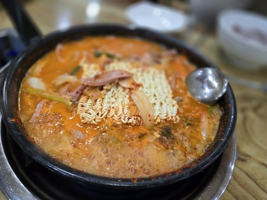 최네집