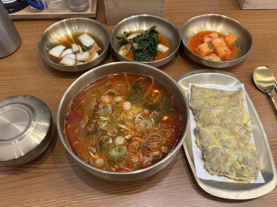 육전국밥 가든파이브점