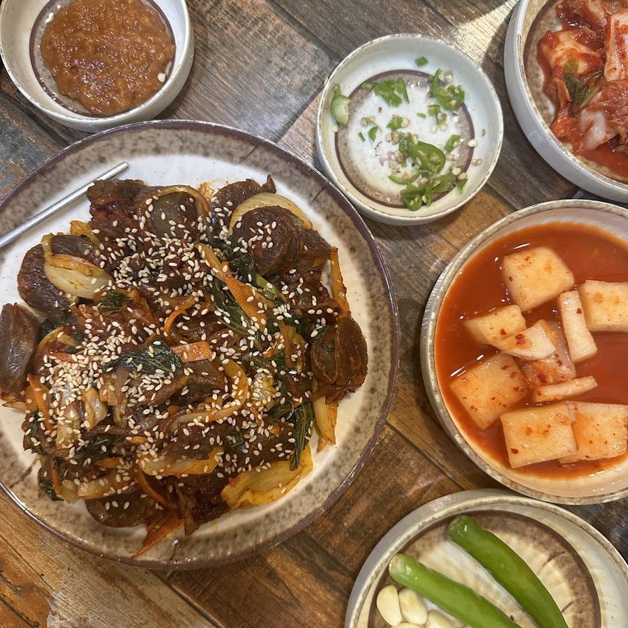한모네순대국
