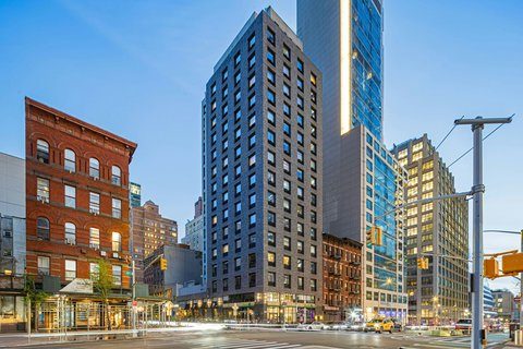 Four Points by Sheraton Manhattan Midtown West