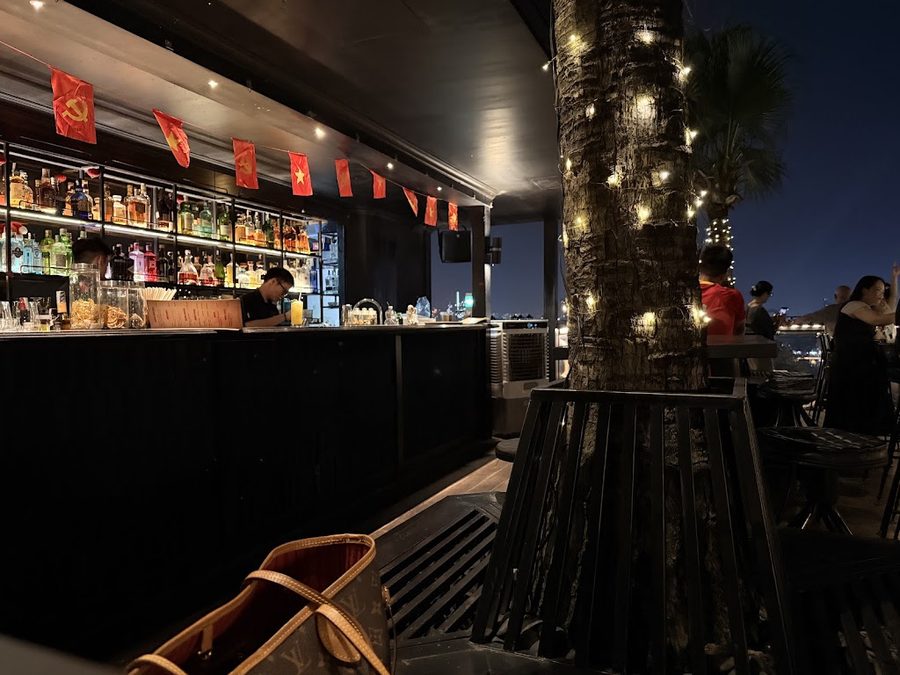 Majesty Sky Bar