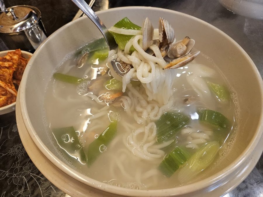 강고집참바지락칼국수 본점