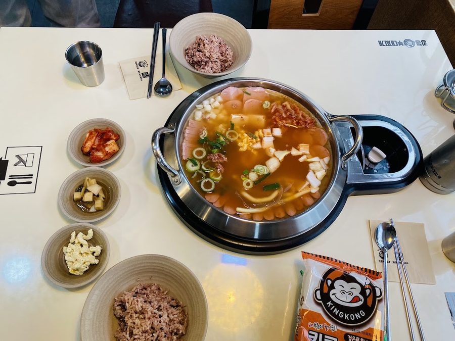 강남한식뷔페 신림점