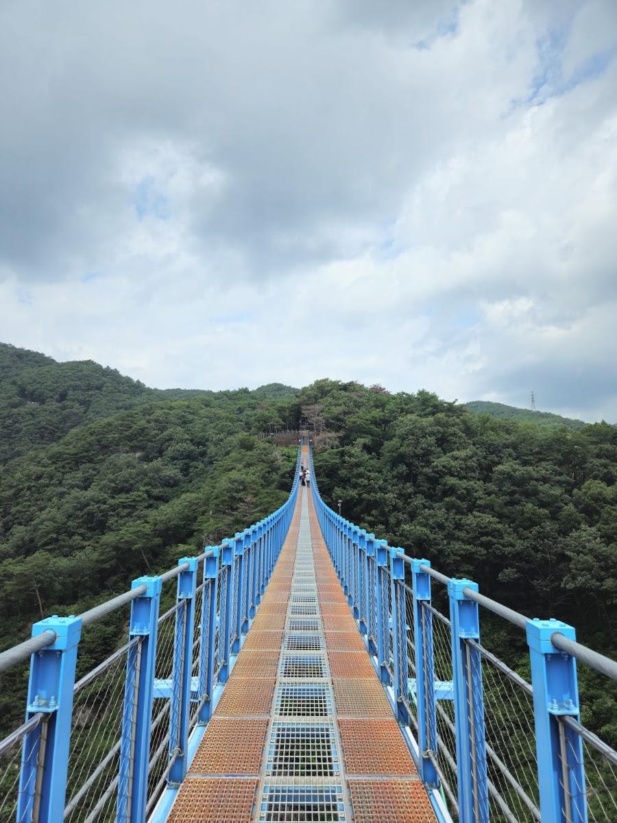 鹽山吊橋