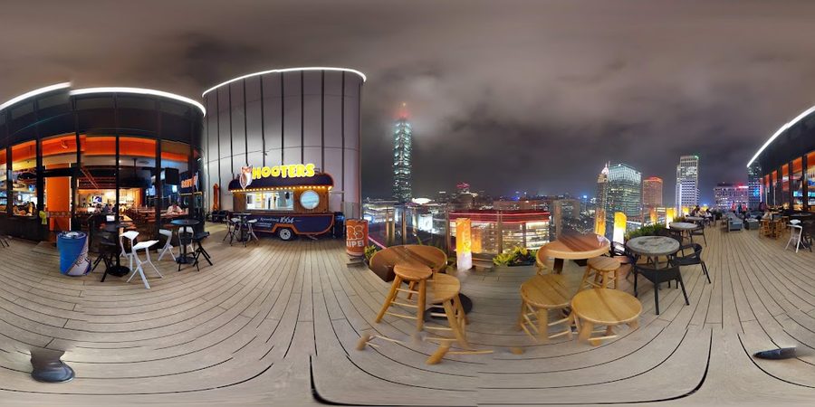 HOOTERS美式餐庁 信義店