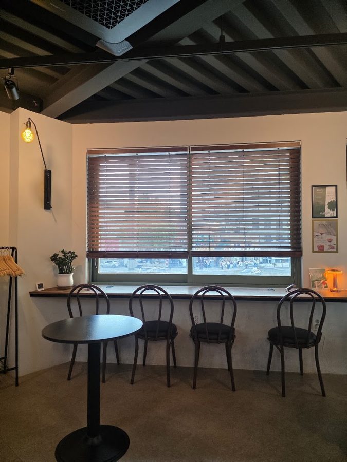 INHOUSE Coffee & Bar