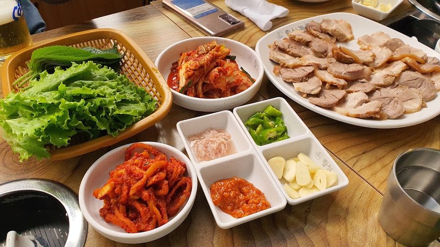 Wangsil Jeongol Kalguksu