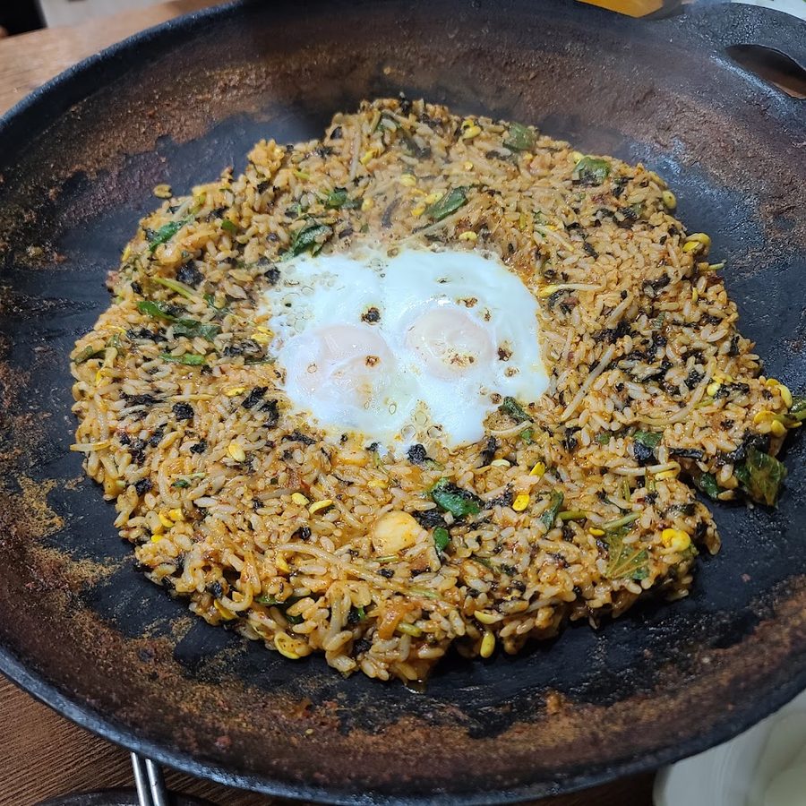 國寶米腸烤腸火鍋