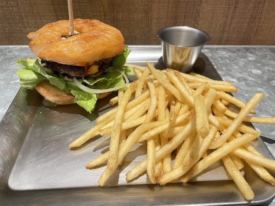 Zackey朝起 Luther Burger& Breakfast