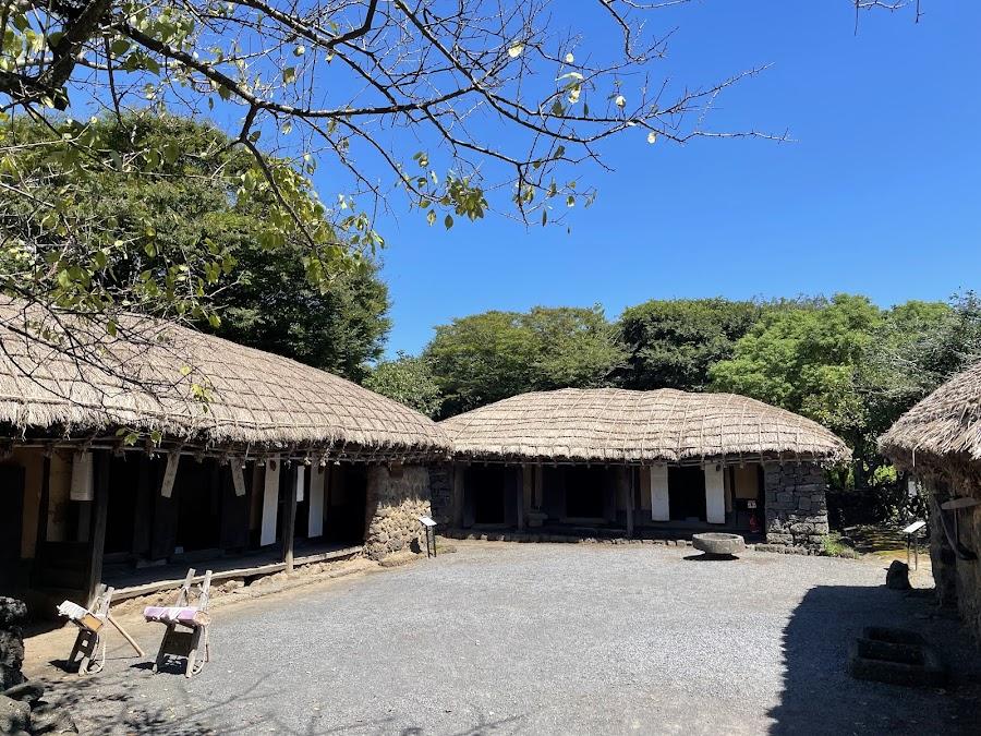 Jeju Folk Village