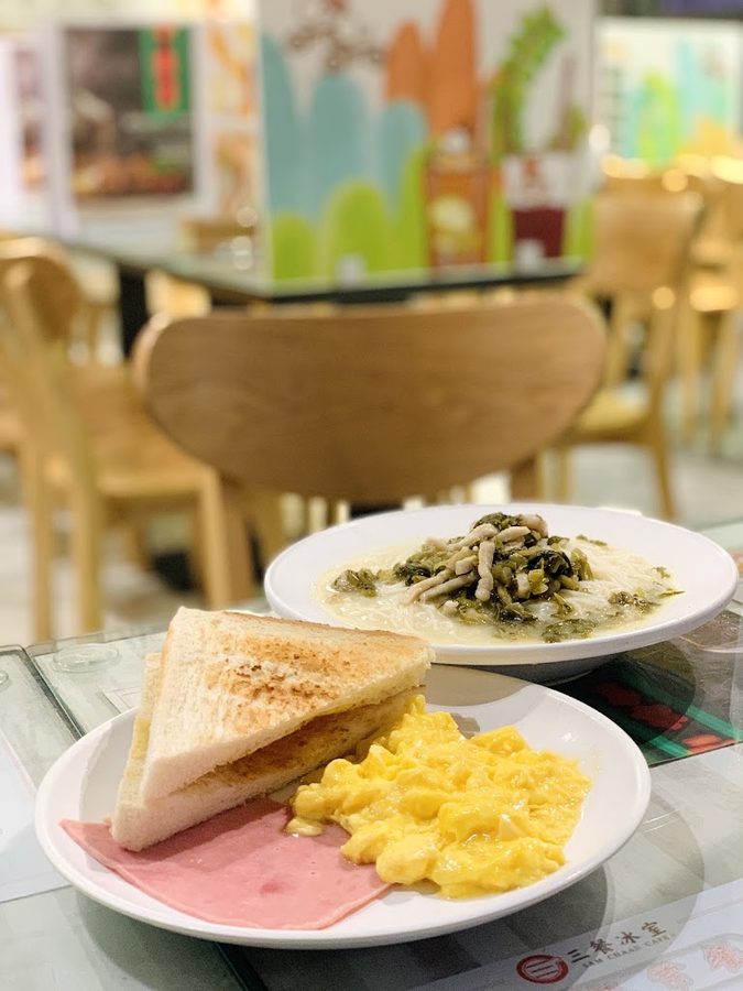 Sam Chaan Cafe