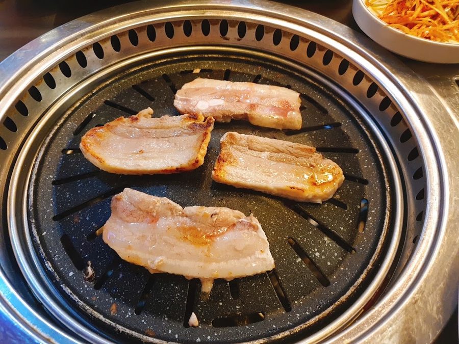 Dwaeji Kkum