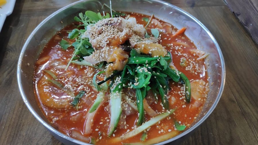 海村生魚片店
