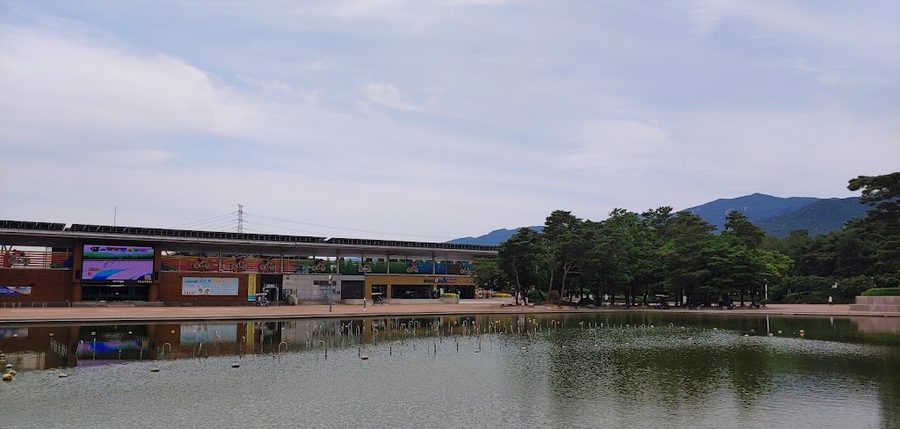 스포원 테니스장