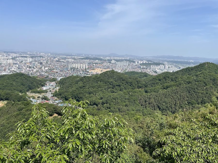 僧岩山中岩展望台