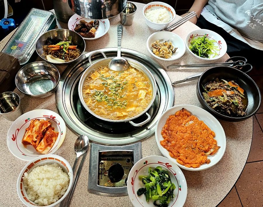 껍닥집
