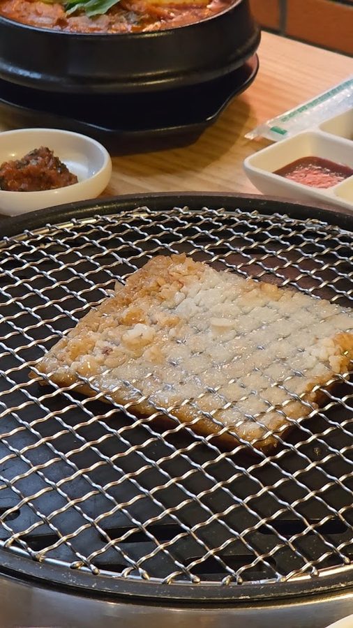 초필살돼지구이 홍대