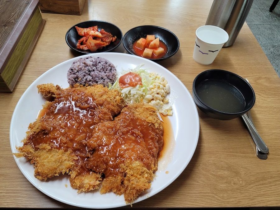 이레 돈까스 막국수