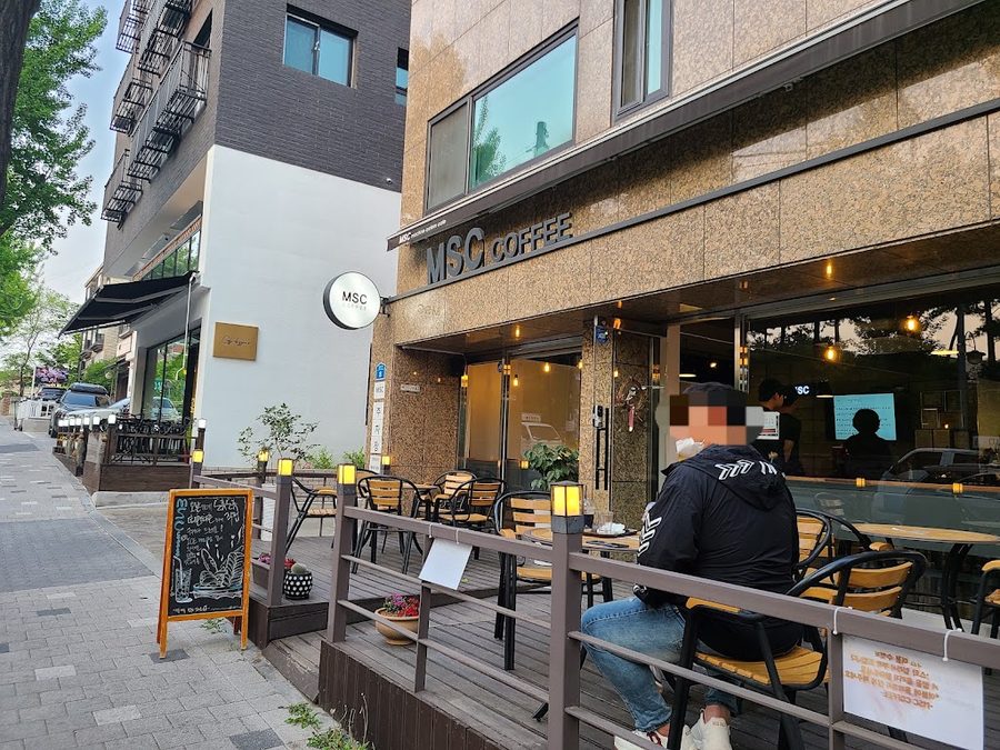 星巴克 松坡芳荑DT店